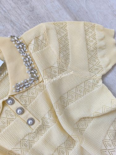 Rövidujjú felső kövekkel-Sárga