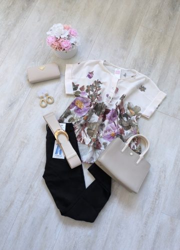 Lila virágos felső