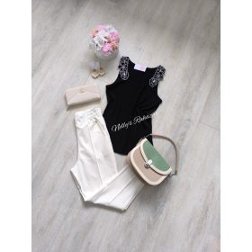 Trikó virággal-Fekete