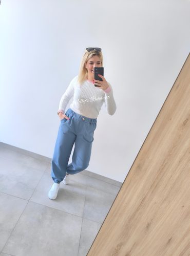 Vékony farmernadrág